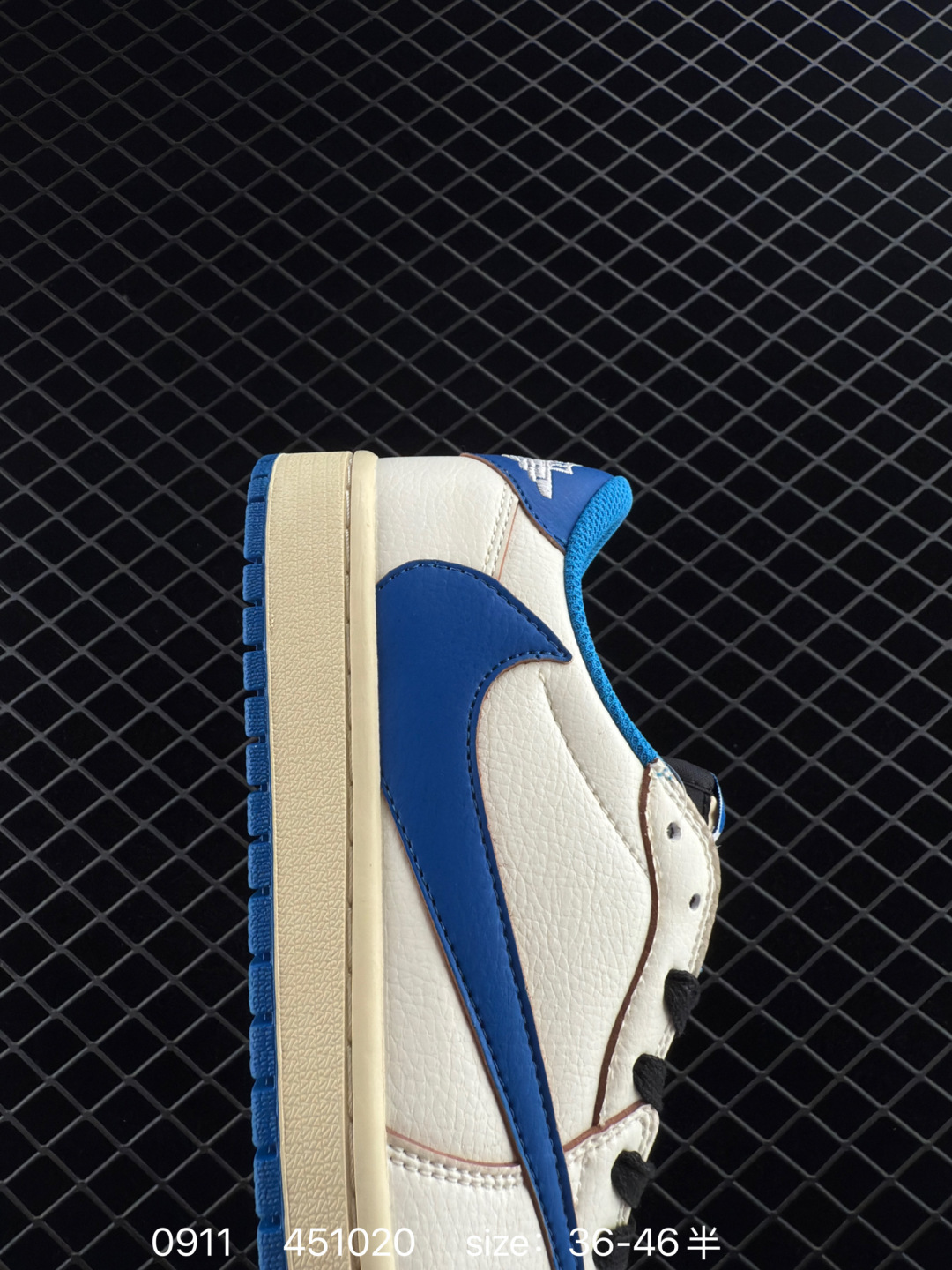 Travis Scott x Air Jordan 1 Low 